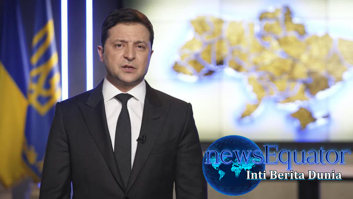 Zelensky menghentikan jabatan Komandan Senior Ukraina