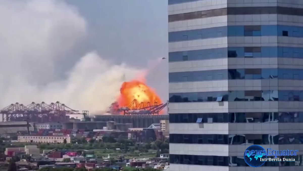 Kapal Kargo asal Taiwan Meledak di Pelabuhan China